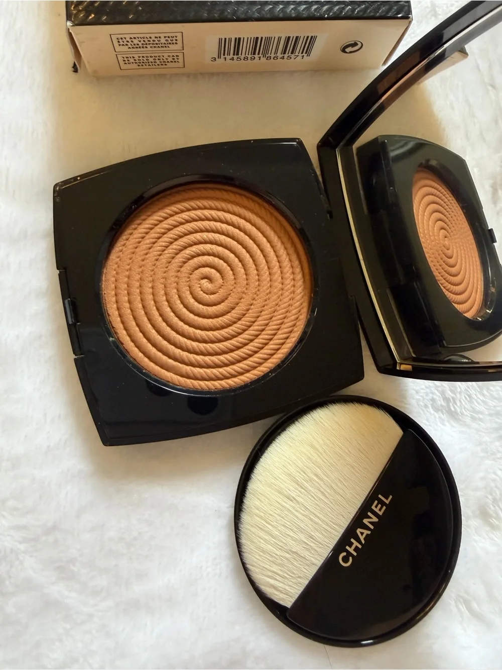 Limited Edition- Chanel Les Beiges healthy glow illuminating powder in sunset